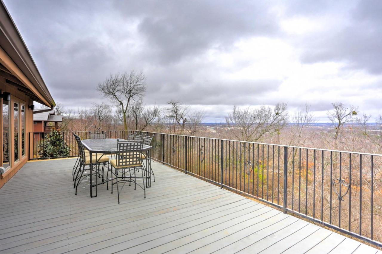 Beautiful Central Fayetteville Townhome With Views! Extérieur photo