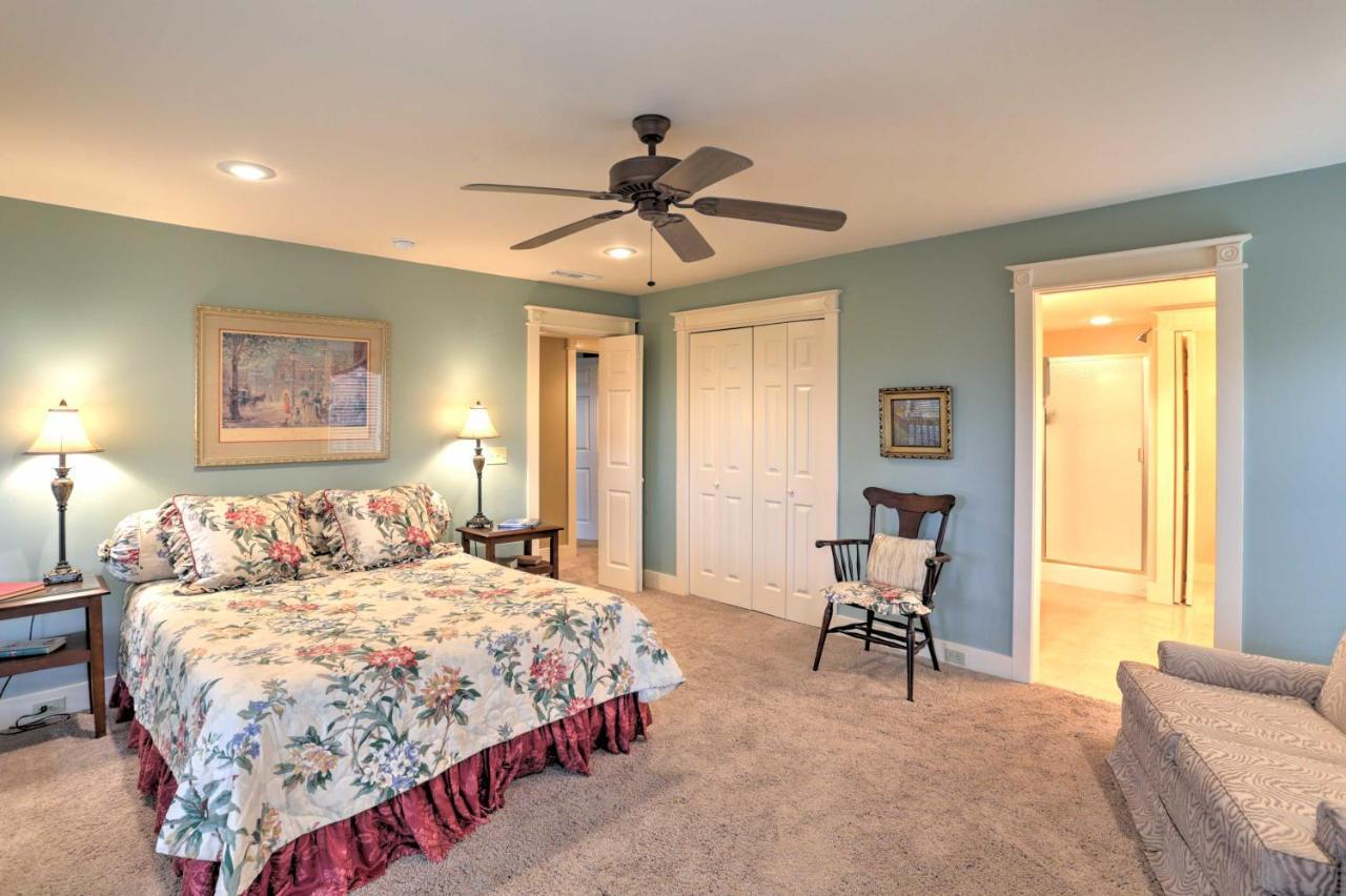 Beautiful Central Fayetteville Townhome With Views! Extérieur photo