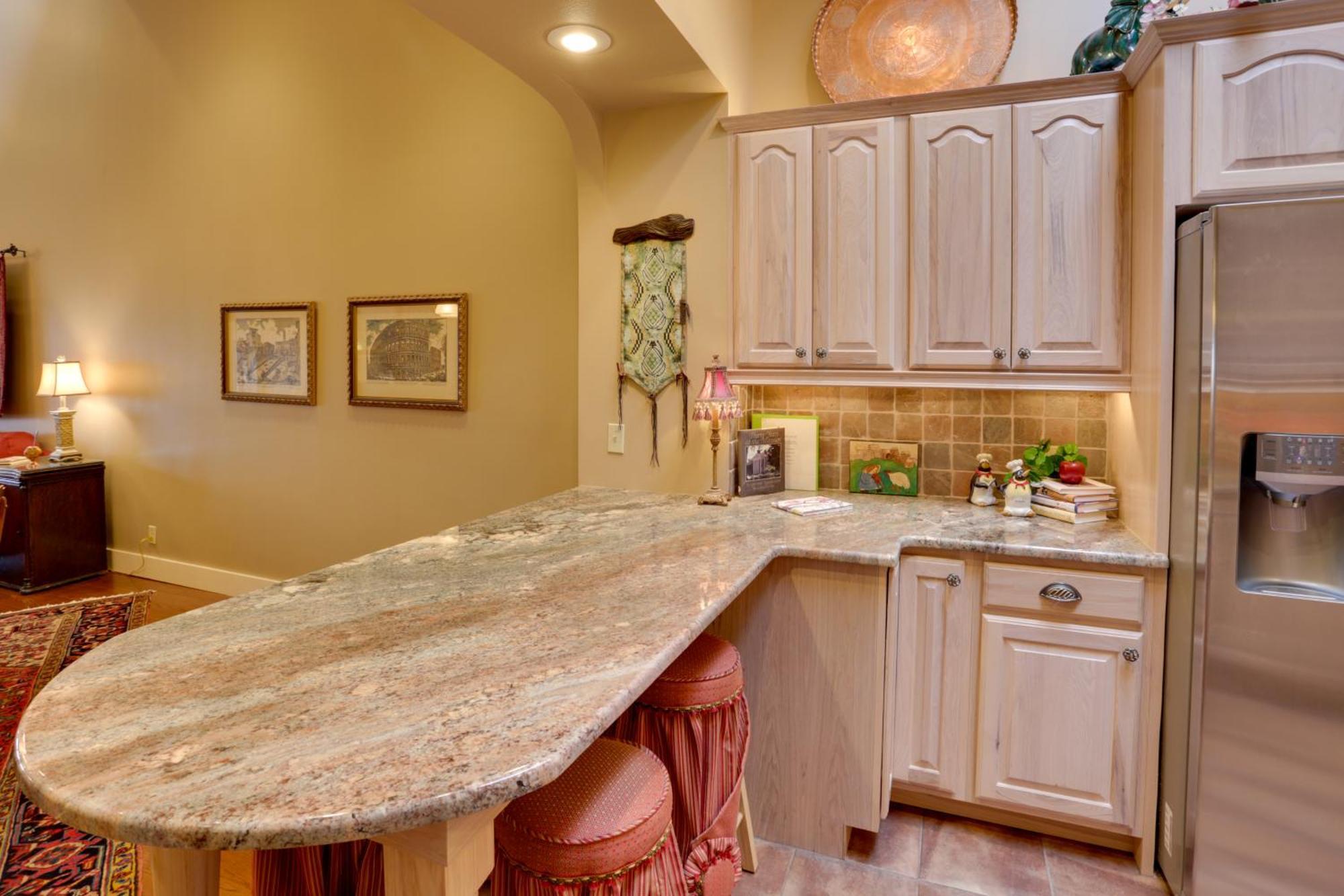 Beautiful Central Fayetteville Townhome With Views! Extérieur photo