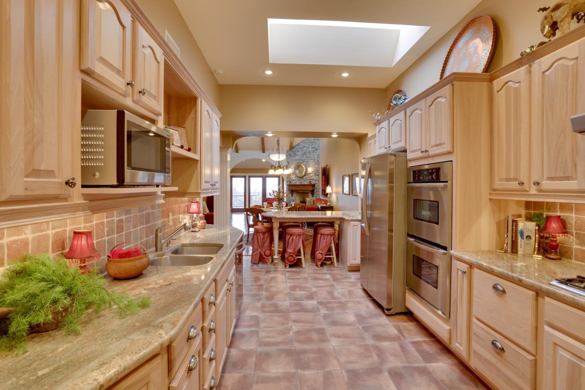 Beautiful Central Fayetteville Townhome With Views! Extérieur photo